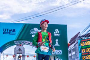 BIB: 9021, 5377, 160, 100, 120
                            <button type="button" onclick="openModal(21794742)" class="btn btn-primary btn-sm float-right btn-popup" data-toggle="modal" data-target=".modal-high-quality">
                        <i class="fas fa-shopping-cart"></i> Add to Cart
                    </button>
                                            <button type="button" onclick="isThisMe(21794742, true)" class="btn btn-success btn-sm float-right btn-popup btn-isme hidden" data-toggle="tooltip" data-placement="bottom" title="นี่คือรูปของคุณใช่ไหม คลิกที่นี่เพื่อเอาเข้าอัลบั้ม">
                        <i class="fas fa-plus"></i> Add to album
                    </button>
                    <button type="button" onclick="isThisMe(21794742, false)" class="btn btn-warning btn-sm float-right btn-popup btn-isnotme hidden">
                        <i class="fas fa-ban"></i> Remove from album
                    </button>